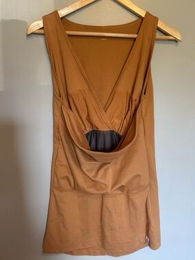 LALABU Kangaroo Pouch Baby Soothe Tank Top